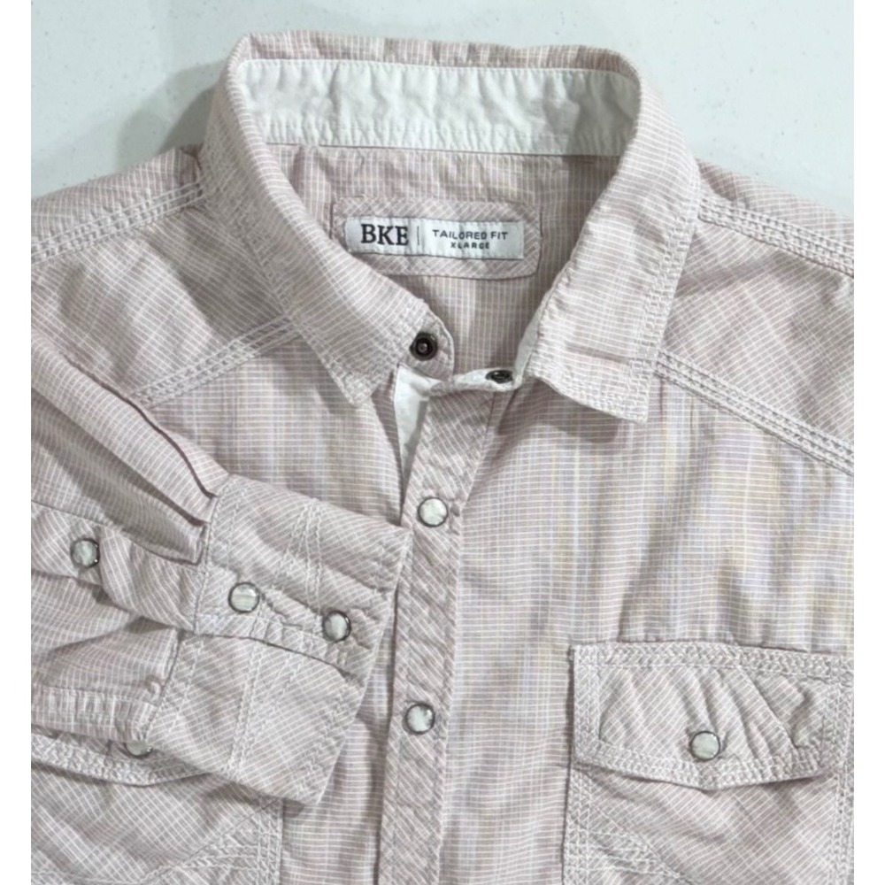 BKE Western Pearl Snap XL Pale Pink White Tailored Fit Micro Grid Print READ
